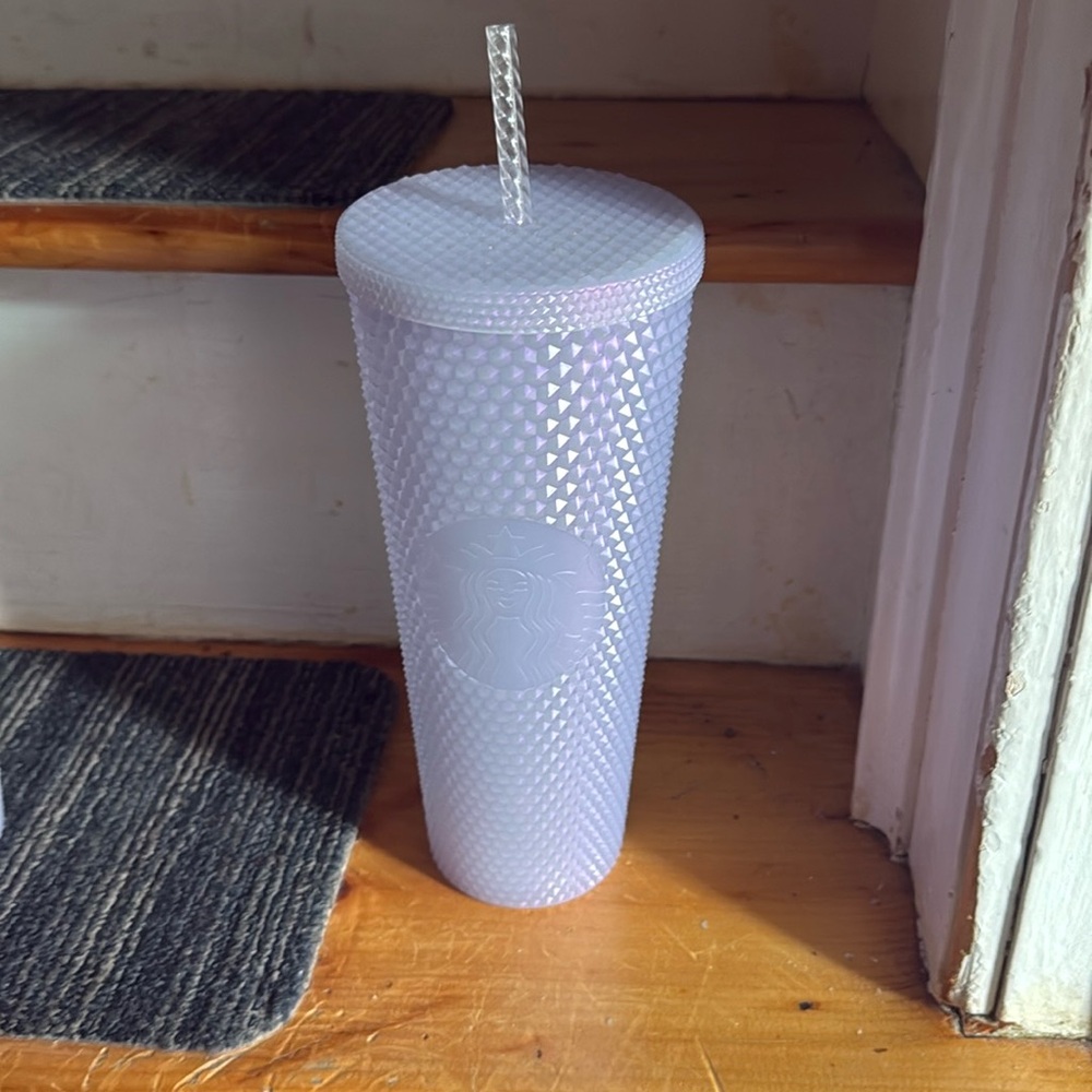 Starbucks icy white venti tumbler Christmas 2021